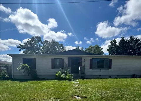 207 E 4th Ave, Latrobe, PA 15650
