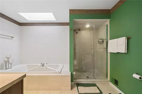 Bath - 4948 Simmons Cir, Export, PA 15632 photo 1 of 4