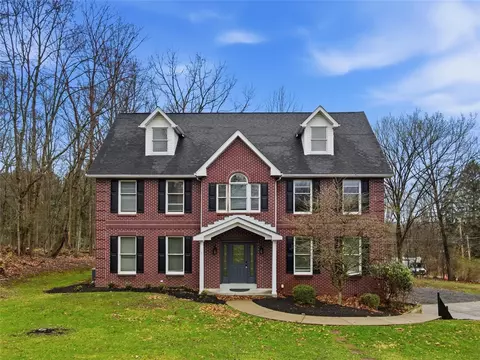 5653 Meridian Rd, Gibsonia, PA 15044