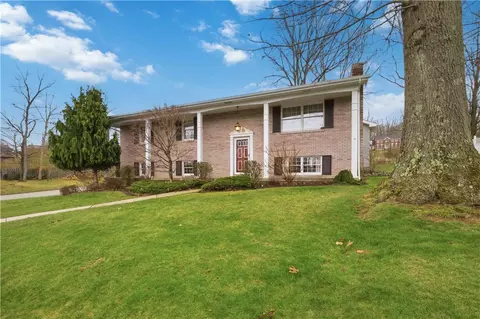 100 Hermitage Cir, Ligonier, PA 15658