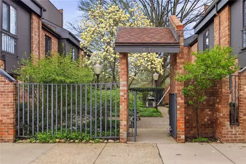 6 Foster Sq, Pittsburgh, PA 15212