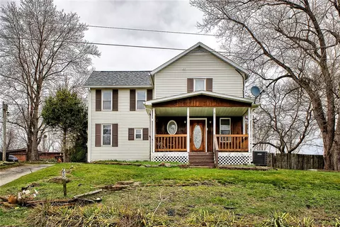 630 Broadford Rd, Connellsville, PA 15425
