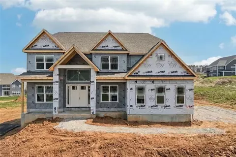 302 Azalea Ln, Baden, PA 15005