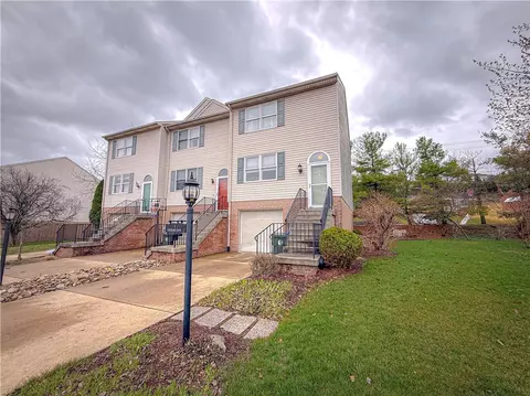 87 Springmeadow Ct, Pittsburgh, PA 15236