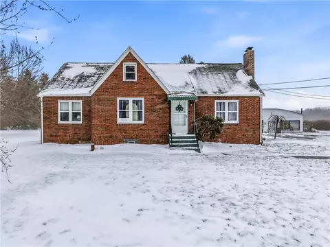 7376 Sharon Mercer Rd, Mercer, PA 16137
