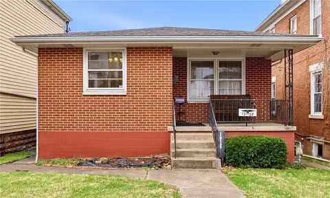 1925 Kenneth Ave, New Kensington, PA 15068