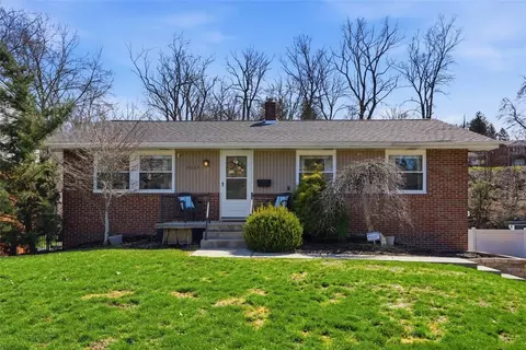 3017 Greenwald Rd, Bethel Park, PA 15102