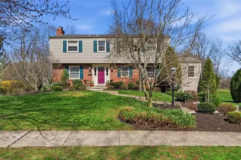 99 Morrison Dr, Pittsburgh, PA 15216