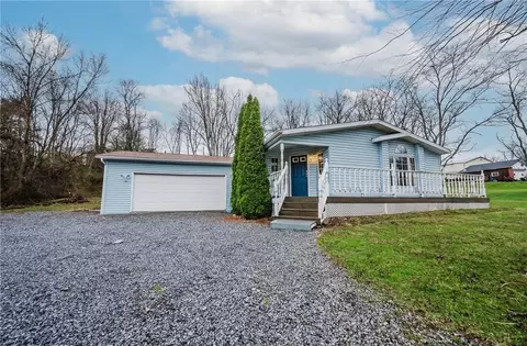 414 Pasture Ln, Johnstown, PA 15909