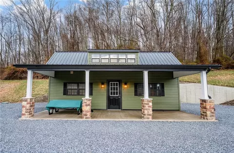 143 Chimney Ridge Rd, Bedford, PA 15522