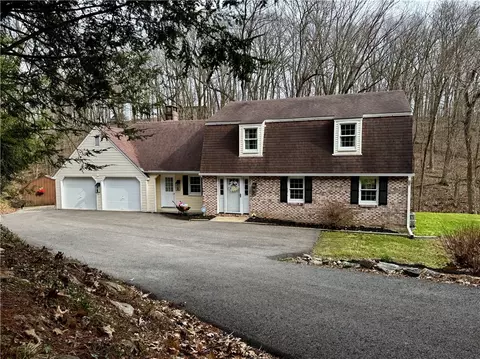273 Rockdale Rd, Butler, PA 16002