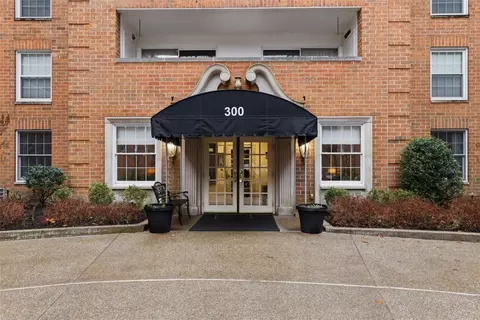 300 Fox Chapel Rd #407, Pittsburgh, PA 15238