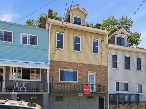 2410 Leticoe St, Pittsburgh, PA 15203