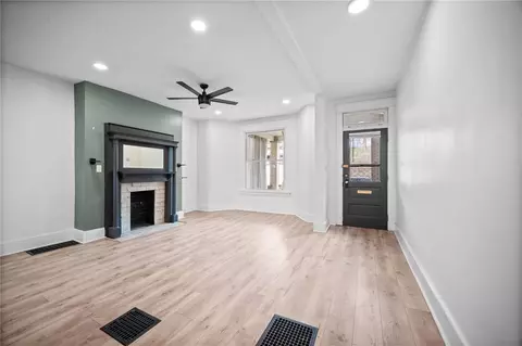 Living - 625 E 9th Ave, Munhall, PA 15120 photo 4 of 9