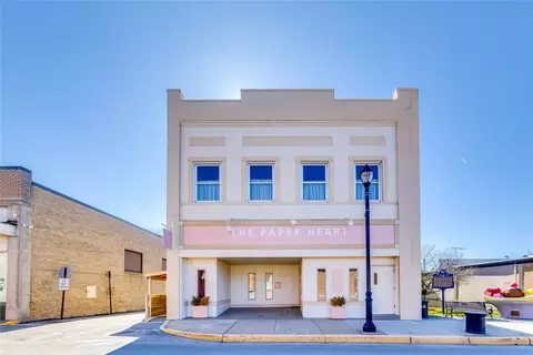 807 Ligonier St, Latrobe, PA 15650