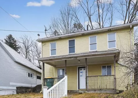 132 Mcvey St, Sturgeon, PA 15082
