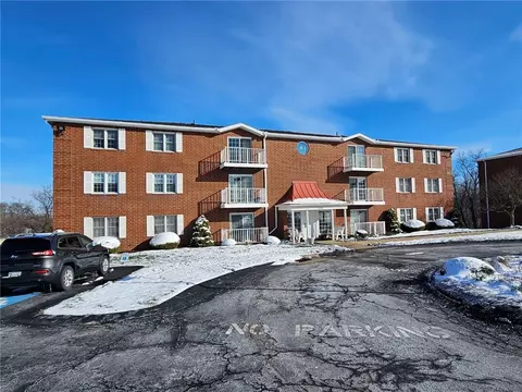820 S Main St #310, Washington, PA 15301