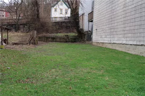 1310 Stranmore St, Pittsburgh, PA 15212
