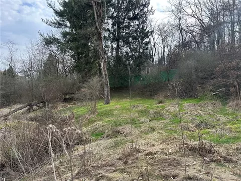 116 Seipe Ln, Valencia, PA 16059