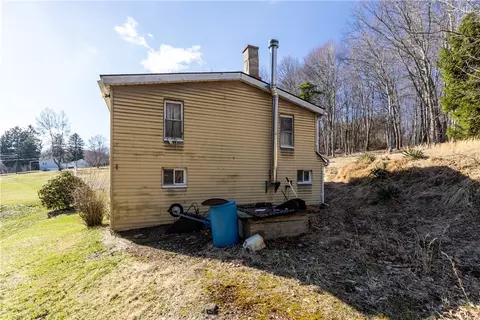 407 And 411 Mowry Rd, Monaca, PA 15061 photo 2