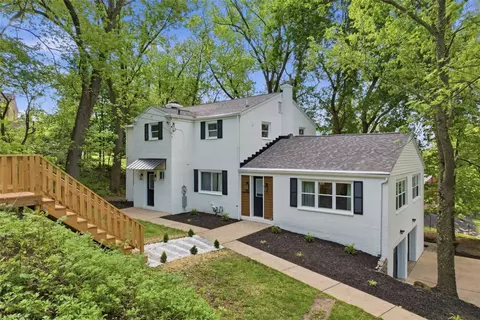 624 Orchard Hill Dr, Pittsburgh, PA 15238
