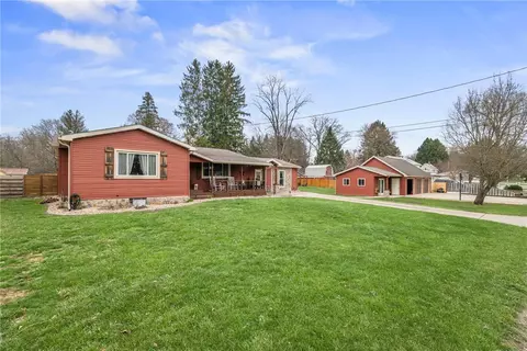 10 Hittle, Greenville, PA 16125