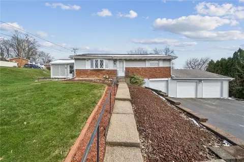 6 Marilou Dr, Jeannette, PA 15644