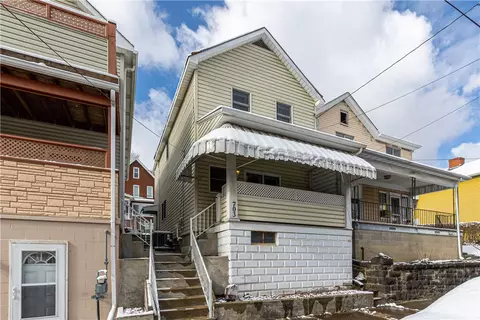 703 Washington Ave, Charleroi, PA 15022