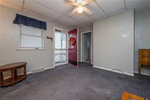 Entry Way - 28 Penn Ave, Irwin, PA 15642 photo 2 of 2