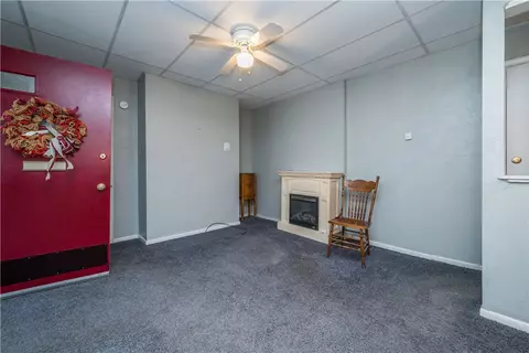 Living - 28 Penn Ave, Irwin, PA 15642 photo 2 of 5