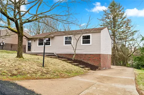 6531 Quaker Dr, Pittsburgh, PA 15236