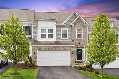 2268 Flint Dr, Washington, PA 15301