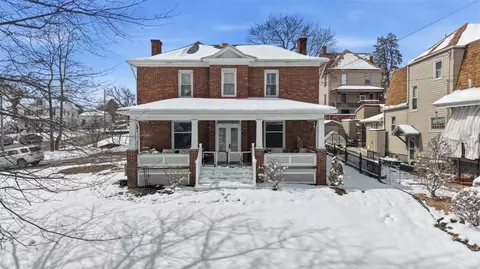 230 Crowe Ave, Mars, PA 16046