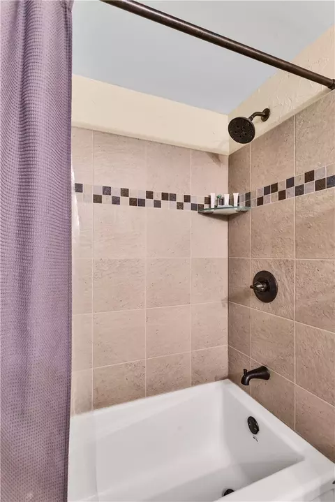 Bath - 9 Quail Ct, Export, PA 15632 photo 4 of 4