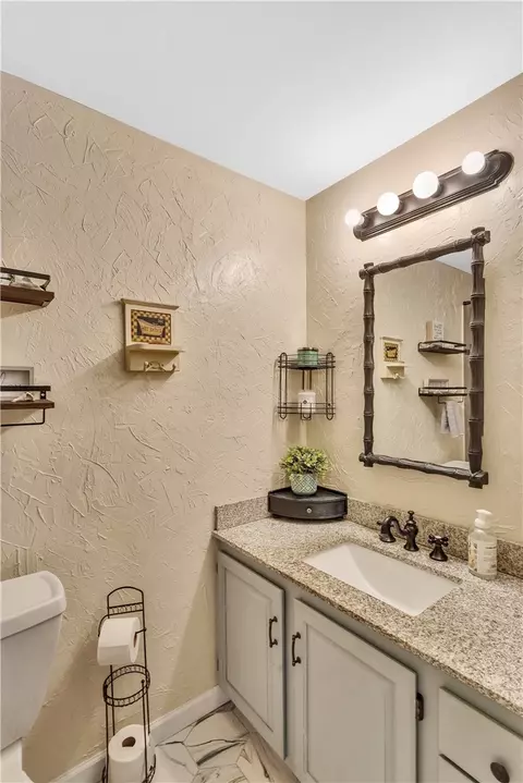 Bath - 9 Quail Ct, Export, PA 15632 photo 3 of 4