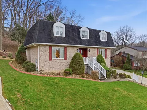 916 Burning Tree Dr, Mckeesport, PA 15135