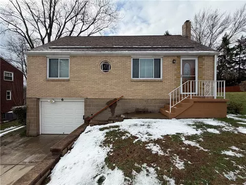 6 Hallmark Dr, Pittsburgh, PA 15235