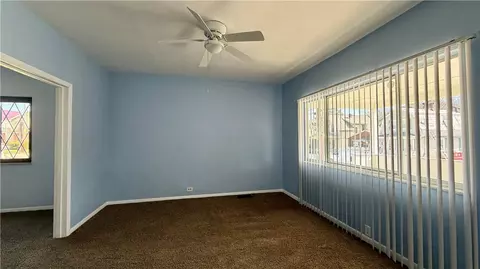 Living - 641 Garfield St, Springdale, PA 15144 photo 2 of 4