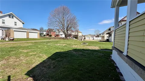 Exterior - 641 Garfield St, Springdale, PA 15144 photo 5 of 5