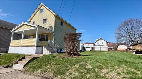 641 Garfield St, Springdale, PA 15144