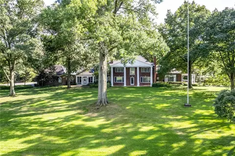 169 Country Club Rd, Sewickley, PA 15143