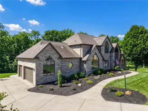 421 Lenox Ct, Gibsonia, PA 15044