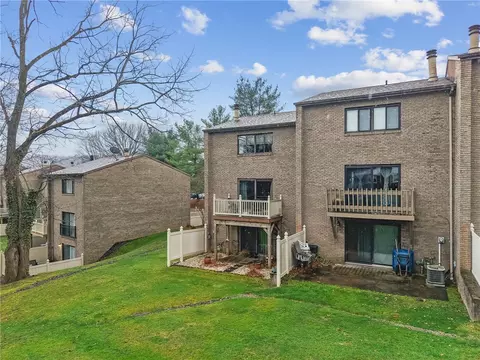 Exterior - 300 Williamsburg Ln, Export, PA 15632 photo 5 of 11