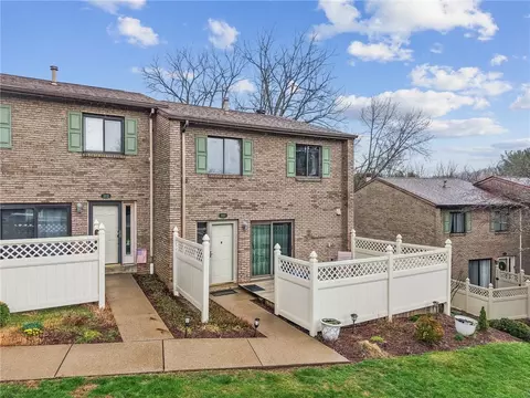Exterior - 300 Williamsburg Ln, Export, PA 15632 photo 2 of 11