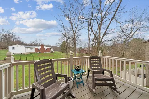 Exterior - 300 Williamsburg Ln, Export, PA 15632 photo 4 of 11