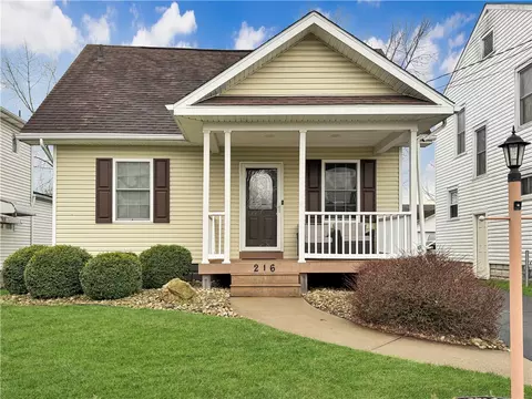 216 Edgewood Ave, New Castle, PA 16105