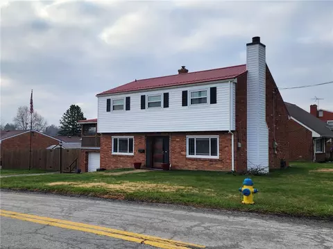 3900 Evergreen Dr, Monroeville, PA 15146