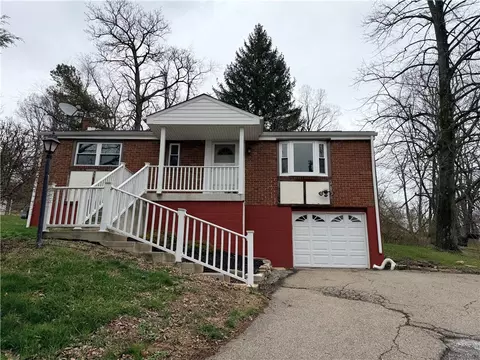 1016 Old Washington Rd, Mcmurray, PA 15317