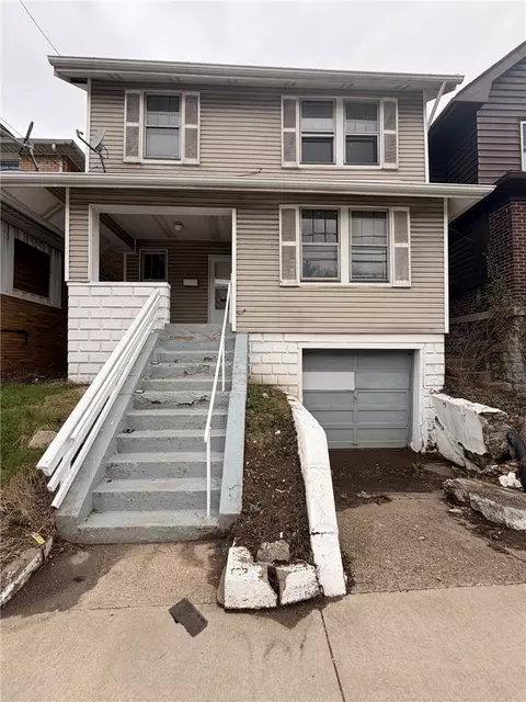 1725 Laketon Rd, Pittsburgh, PA 15221