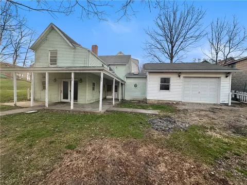 613 Duquesne Ave, Canonsburg, PA 15317